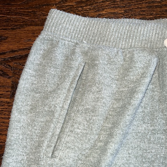 Theo & Spence Two Piece Tie Dye Jogger Set - Picture 9 of 11